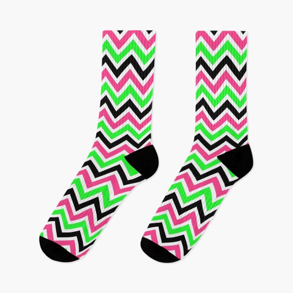 Artikelvorschau, Grün-rosa Chevron-Muster entworfen und verkauft von Aetherier.