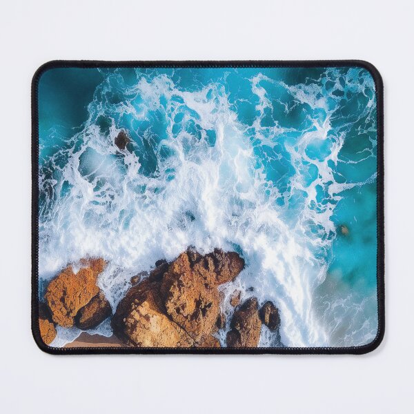 Artikelvorschau, Ocean Waves Crashing On The Shore entworfen und verkauft von AdrianGrosu.