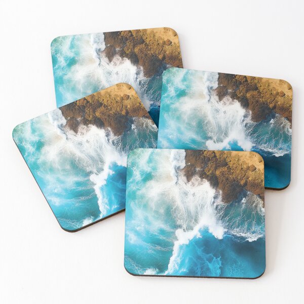 Artikelvorschau, Ocean Waves Crashing On The Shore entworfen und verkauft von AdrianGrosu.