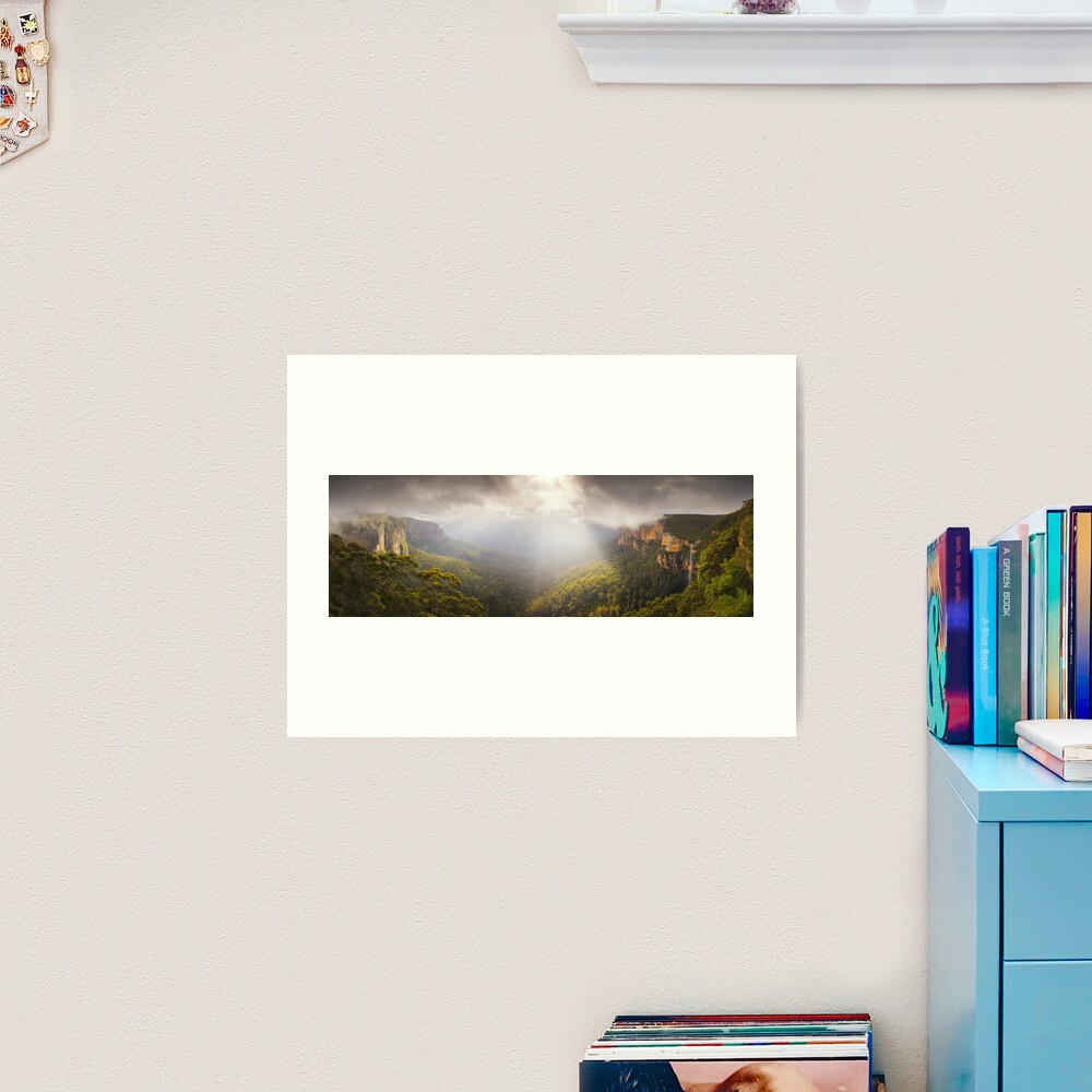 Govetts Leap Awakens, Blue Mountains, New South Wales, Australia Art Print
