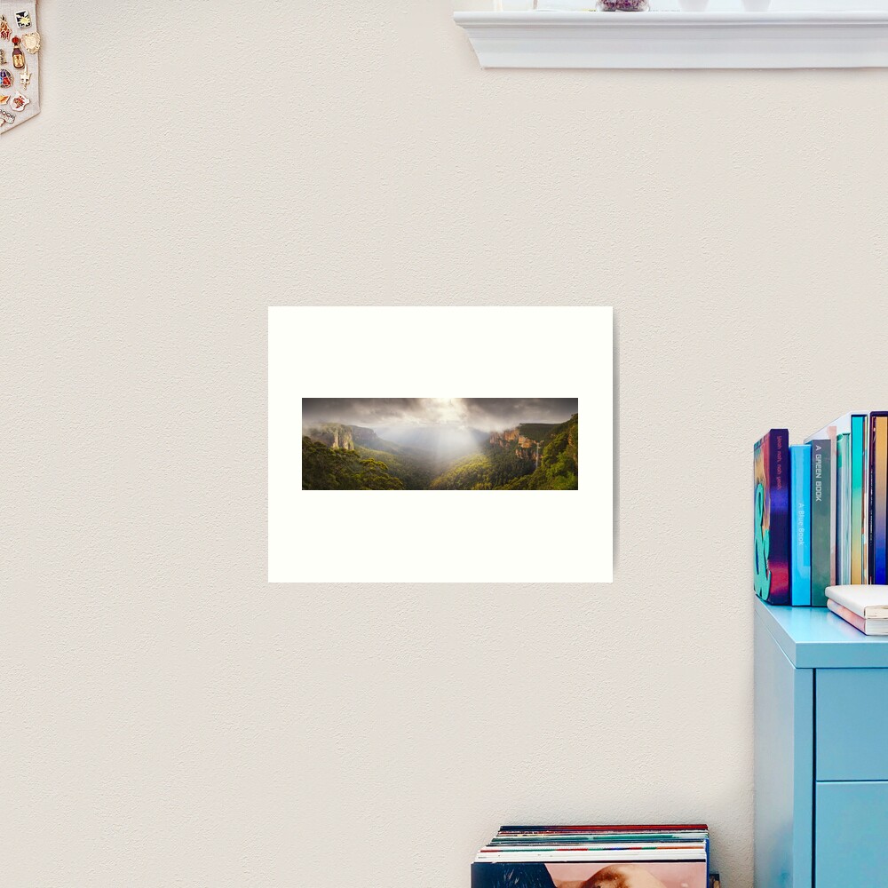 Govetts Leap Awakens, Blue Mountains, New South Wales, Australia Art Print