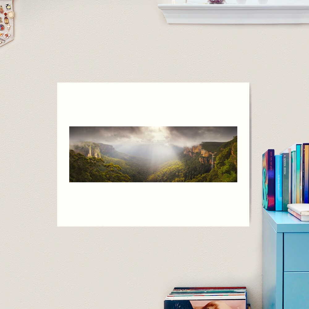 Govetts Leap Awakens, Blue Mountains, New South Wales, Australia Art Print