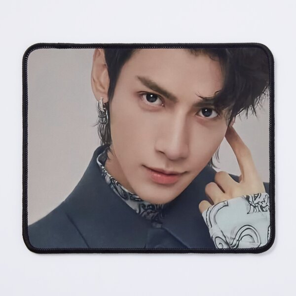 Item preview, Luo Yunxi designed and sold by Aiyizhan.