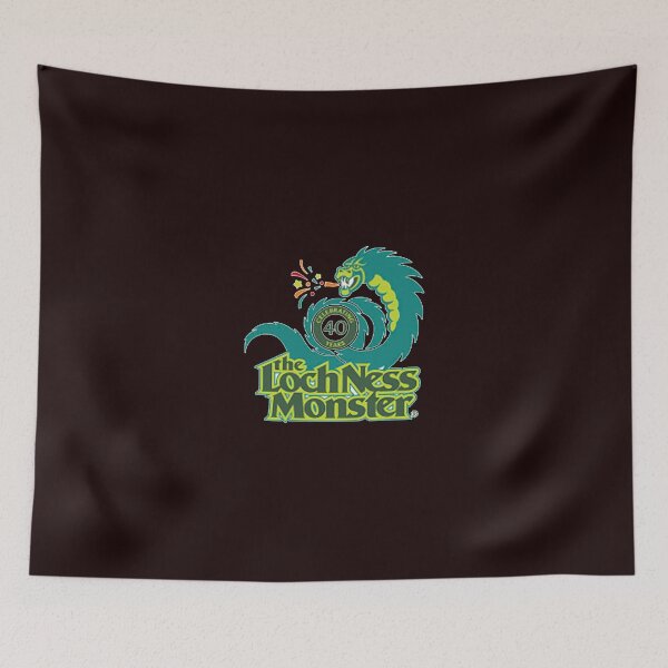 Aperçu de l'œuvre Loch Ness Monster Roller Coaster Logo Noir créée et vendue par NancyZimmer.