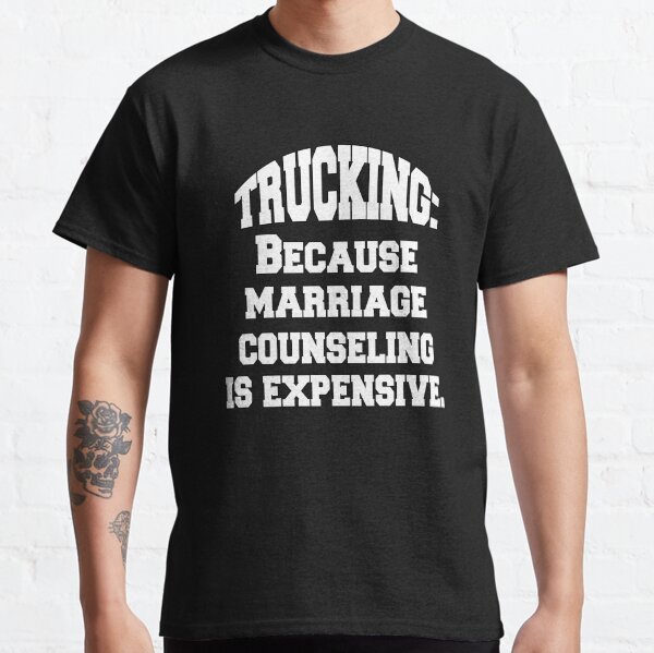 Vista previa del artículo con la obra « Big Rig Truck Driver Trucking: Porque la consejería matrimonial es costosa», diseñado y vendido por fantasticdesign.