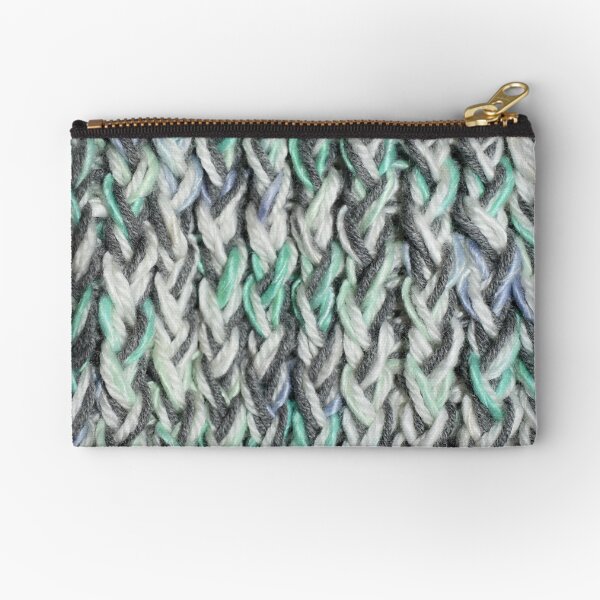 The Soft and Speckled Knit Stitch Zipper Pouch