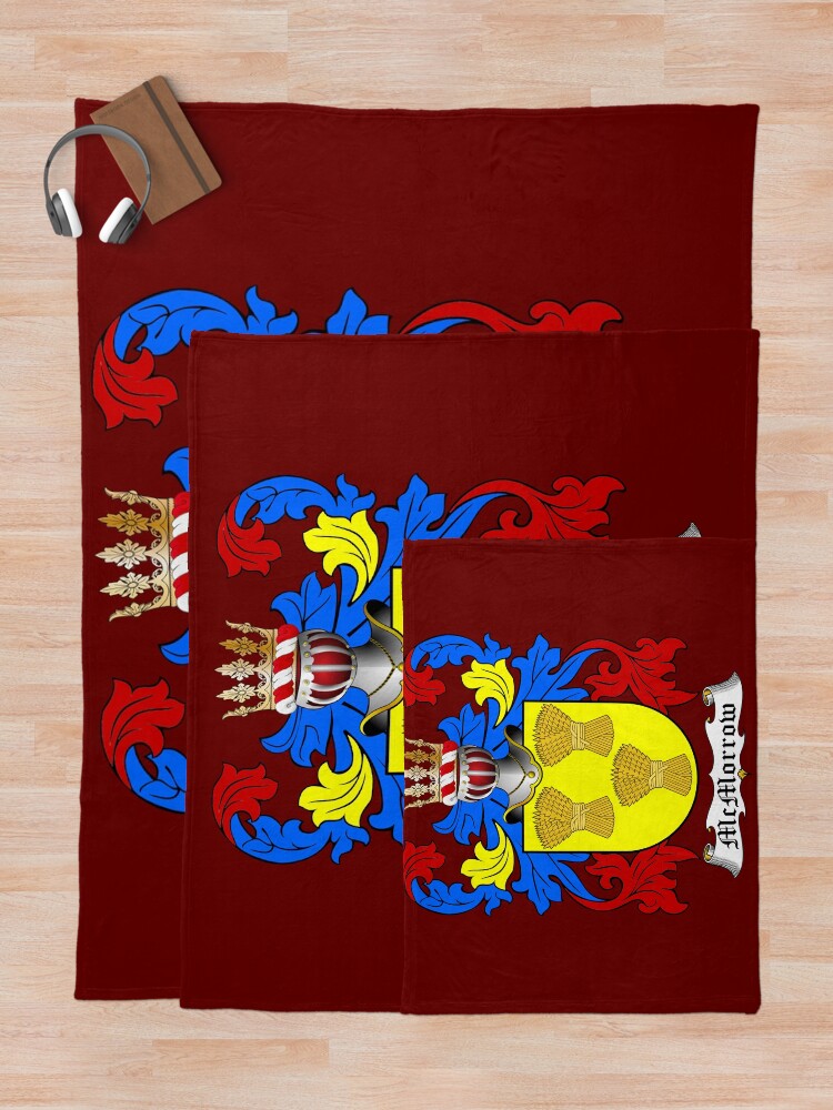 Imagen 5 de 6, Manta con la obra McMORROW, diseñada y vendida por CathalDevlin.