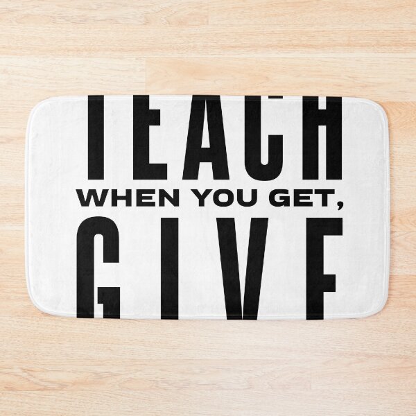 Aperçu de l'œuvre When You Learn Teach When You Get Give - Maya Angelou Quote - Literature - Typography Print créée et vendue par Studio Grafiikka.
