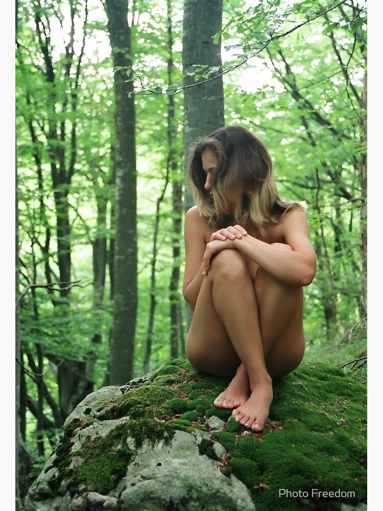 Wald nackte frauen Nackte Frauen