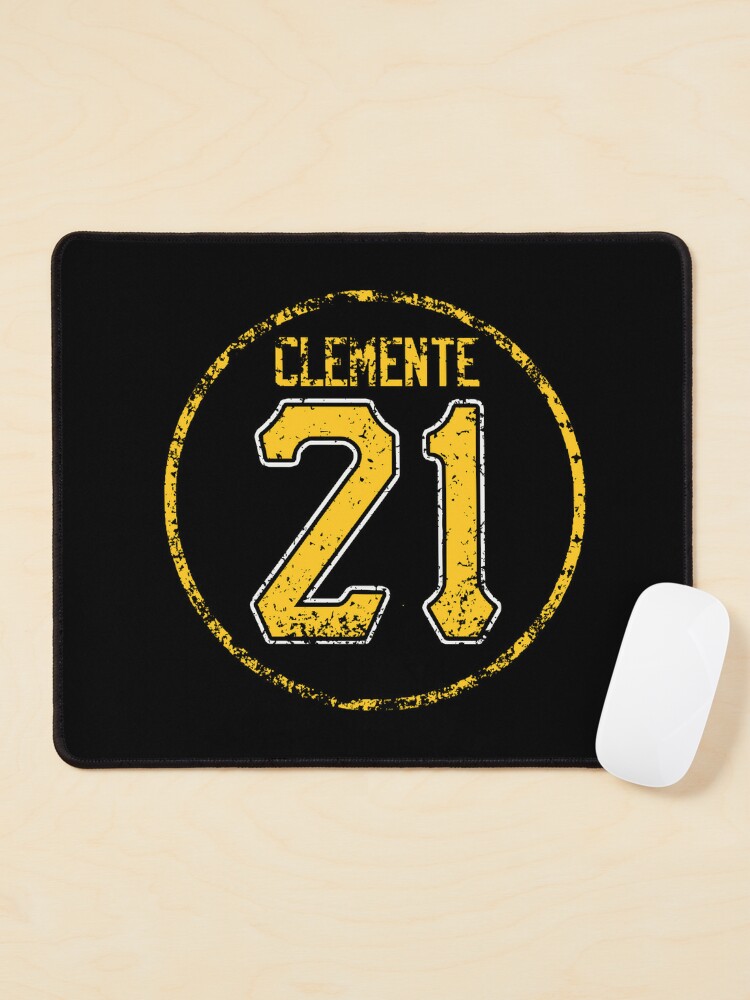 Baseballism Clemente Swinging Flag Medium