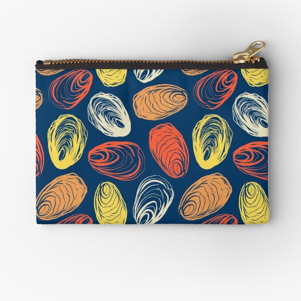 Party Oysters in Best BBQ Shirt Zipper Pouch