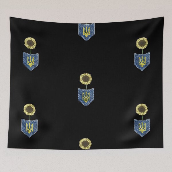 Aperçu de l'œuvre Tournesol en Ukraine Trysub Pocket Retro Drapeau ukrainien créée et vendue par r-silver.