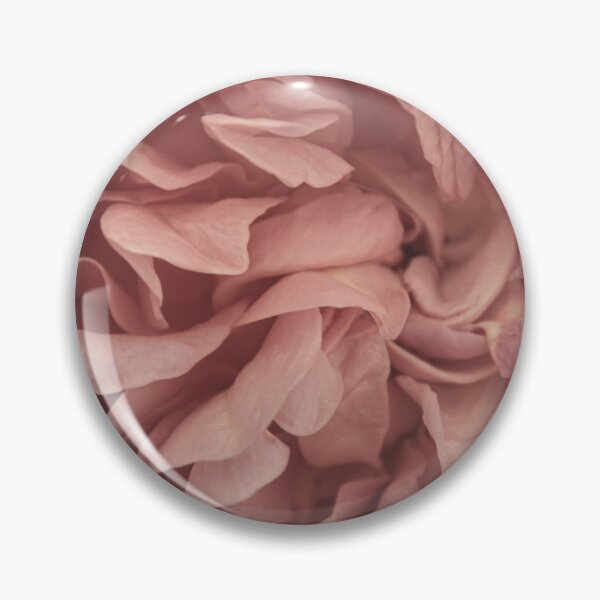 Artikelvorschau, Pink Petals III entworfen und verkauft von victoria frost.