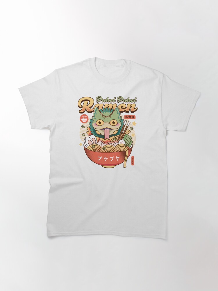 Imagen 3 de 7, Camiseta clásica con la obra Pukei Pukei Ramen Vintage, diseñada y vendida por Lagelantee.