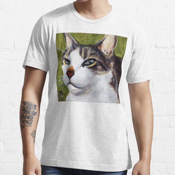 Baxter the green-eyed cat Essential T-Shirt