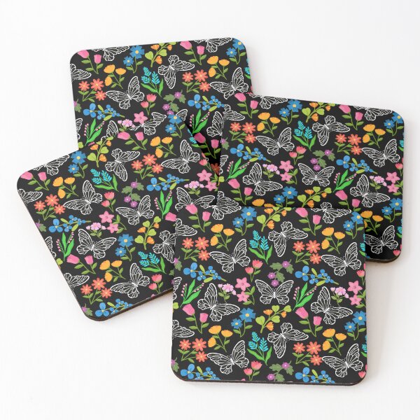 Artikelvorschau, Schwarz-weiße Schmetterlinge mit Blumenmuster entworfen und verkauft von KCAbdelnour.