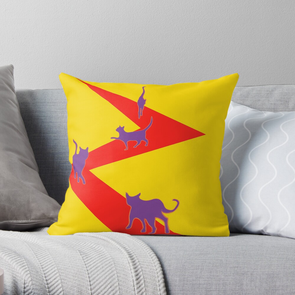catwalk does pop art Throw Pillow
