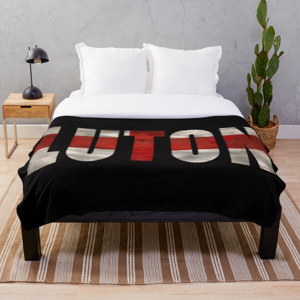 Artikelvorschau, Luton Town entworfen und verkauft von TshirtMore.