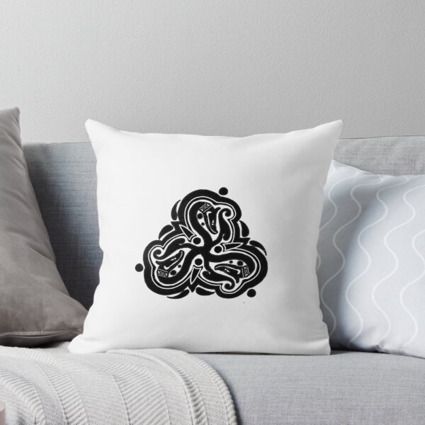 Artikelvorschau, La tene triskelion, das Drachengericht entworfen und verkauft von WOOTBC.