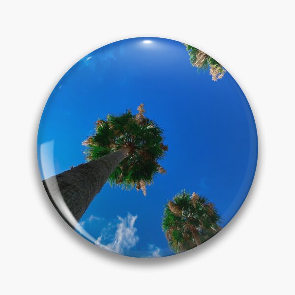 Artikelvorschau, Three palm trees under the blue sky  entworfen und verkauft von Donutlovers.