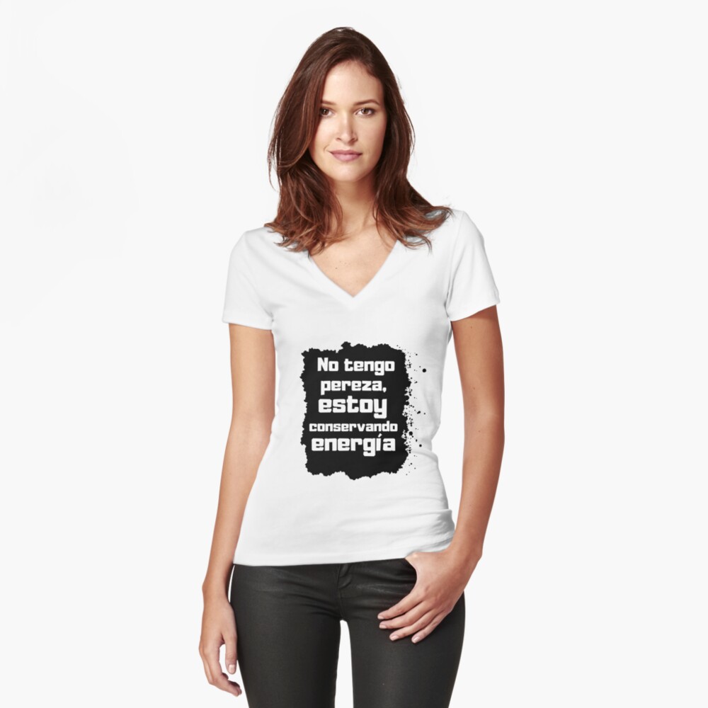 Vista previa del artículo con la obra «Camiseta entallada de cuello en V», diseñado y vendido por altohero.