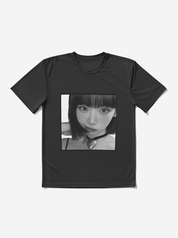 アイドル LESSERAFIM PHOTO S/S T-SHIRT (BK_M) LE SSERAFIM | [LE SSERAFIM x Peaches.] PHOTO S/S T-SHIRT