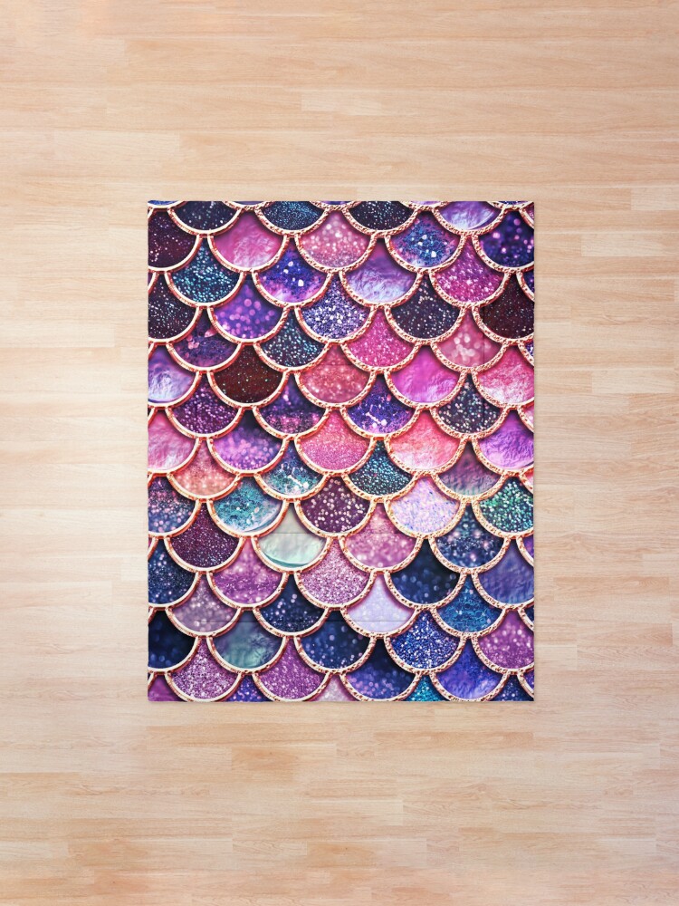 Alternate view of Pink Sparkle Faux Glitter Mermaid Scales Comforter