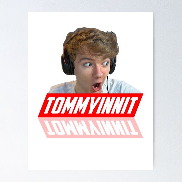 Artikelvorschau, Tommyinnit trägt Kopfhörer lustiges Shirt, Henry Tommyinnit T-Shirt entworfen und verkauft von PhetKoetphon.