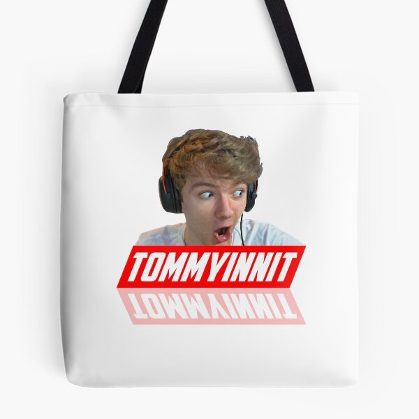 Artikelvorschau, Tommyinnit trägt Kopfhörer lustiges Shirt, Henry Tommyinnit T-Shirt entworfen und verkauft von PhetKoetphon.