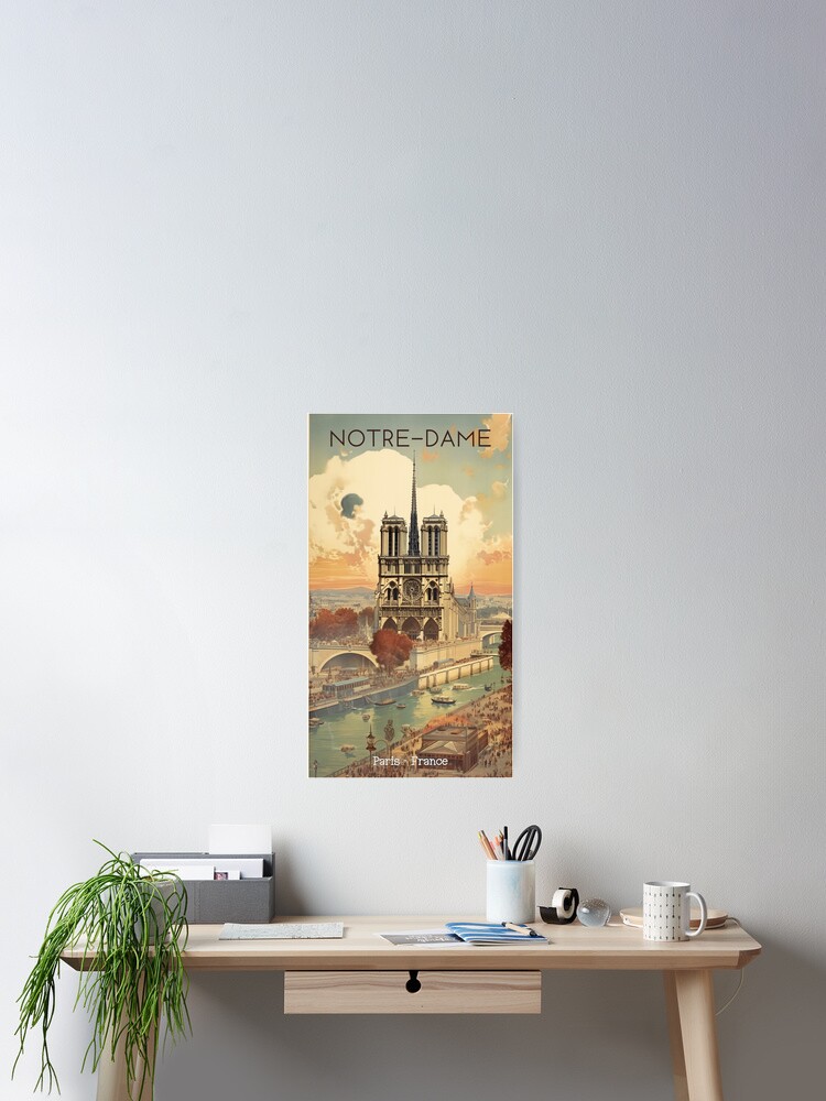 Vintage Paris France City Notre-Dame Cathedral Gift T-Shirt