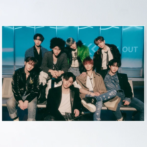 K-POP・アジア s iFLYER: 世界中から注目を集めるK-POP8人組ボーイズグループ