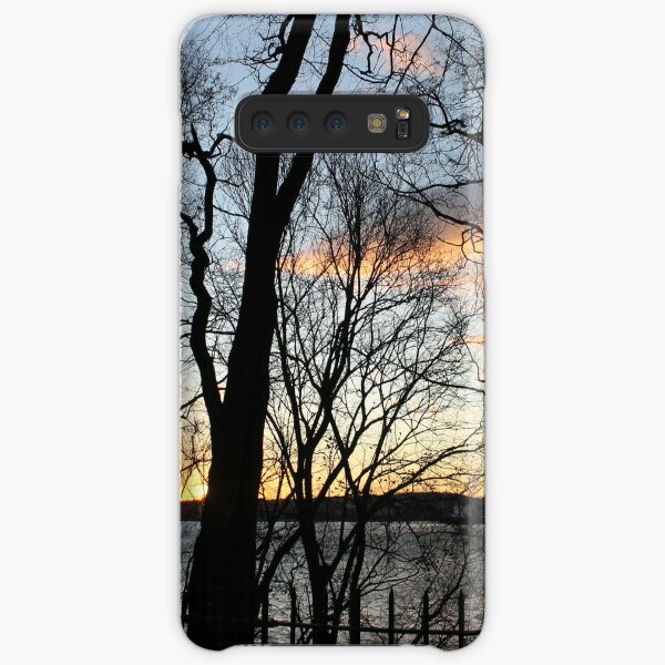 Sunset, pink clouds, trees, tree branches dance strange dance in the rays of sunset Samsung Galaxy Snap Case