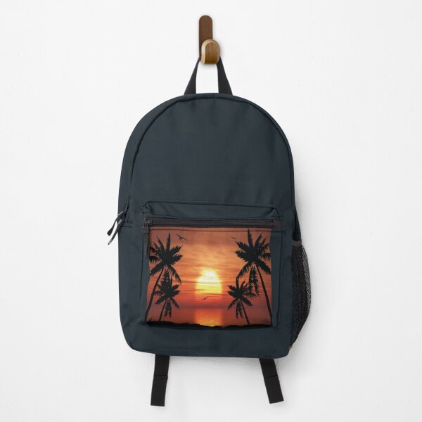 Artikelvorschau, Palm tree beach on evening sunset  entworfen und verkauft von Donutlovers.