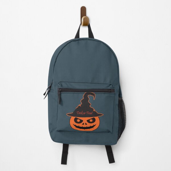 Artikelvorschau, Scary pumpkin face wearing a halloween hat  entworfen und verkauft von Donutlovers.