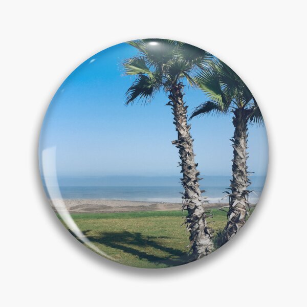 Artikelvorschau, Atlantic ocean view and a palm tree  entworfen und verkauft von Donutlovers.