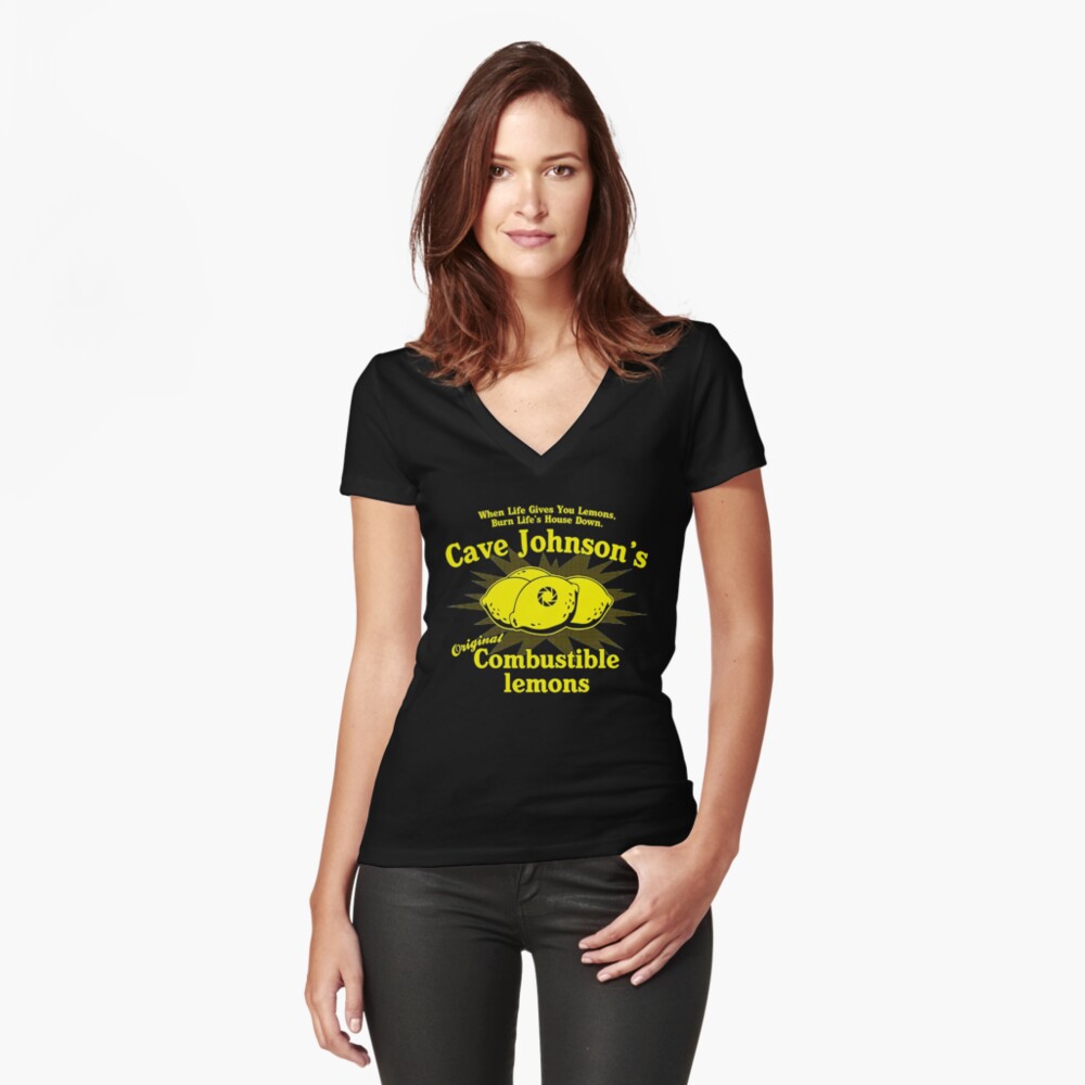 Aperçu de l'œuvre T-shirt moulant col V créée et vendue par Isabelmurray98.