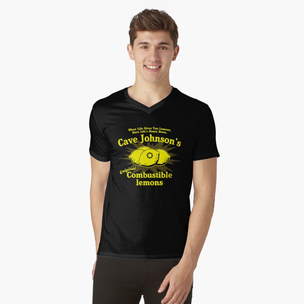 Aperçu de l'œuvre T-shirt col V créée et vendue par Isabelmurray98.