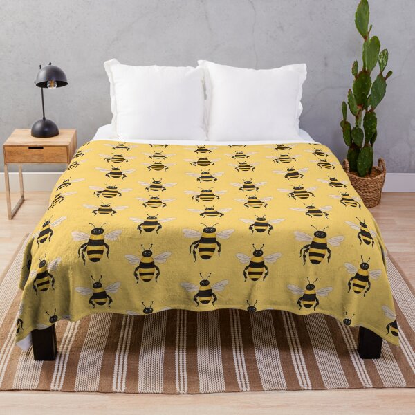 Bee Blanket, Cute Bee Gifts for Women Bee Lovers, Kawaii Bee Throw  Blankets, Bees Cozy Soft Cartoon Plush Fuzzy Yellow Blanket, Christmas  Birthday