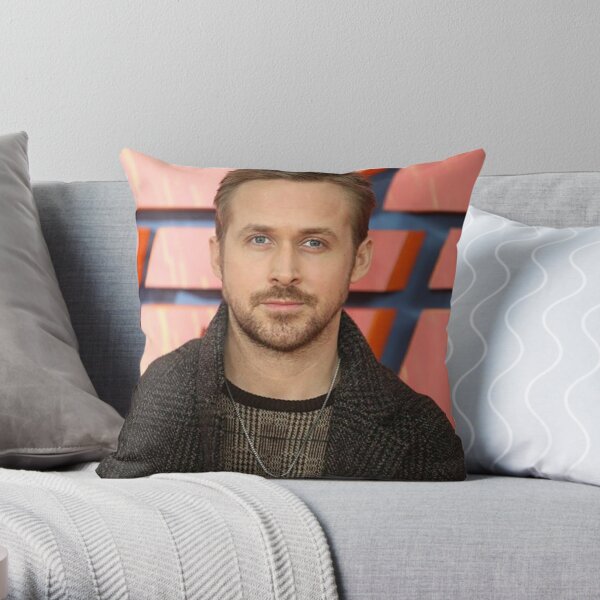 https://ih1.redbubble.net/image.5040679227.0911/throwpillow,small,600x-bg,f8f8f8-c,0,120,600,600.jpg