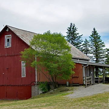 Artwork thumbnail, Barn by RabbitHole13