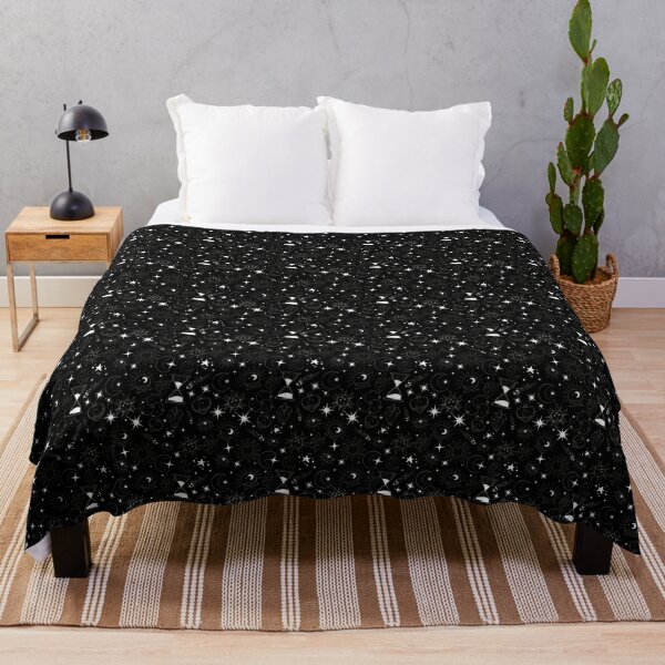 Starry Night Magic: Celestial Art Pattern with Suns, Moons, Stars, and Mystical Solar System - Astrology, Witchcraft, and Spiritual Nature Design Throw Blanket