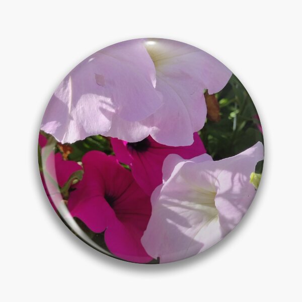 Aperçu de l'œuvre Fleurs roses claires et foncées créée et vendue par Mothe3rd.