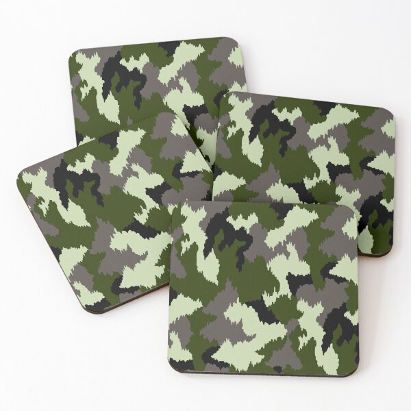Artikelvorschau, Malen Sie grünes Waldtarnmuster entworfen und verkauft von camostore23.