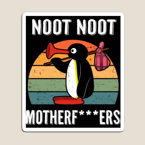 Vista previa del artículo con la obra «Camiseta Noot NootNoot Noot Pingu», diseñado y vendido por KellenhoUston.