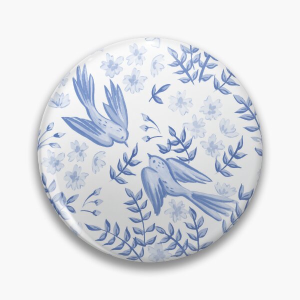Aperçu de l'œuvre Fleurs bleues avec motif Pigeon sur fond blanc créée et vendue par PatternHome.