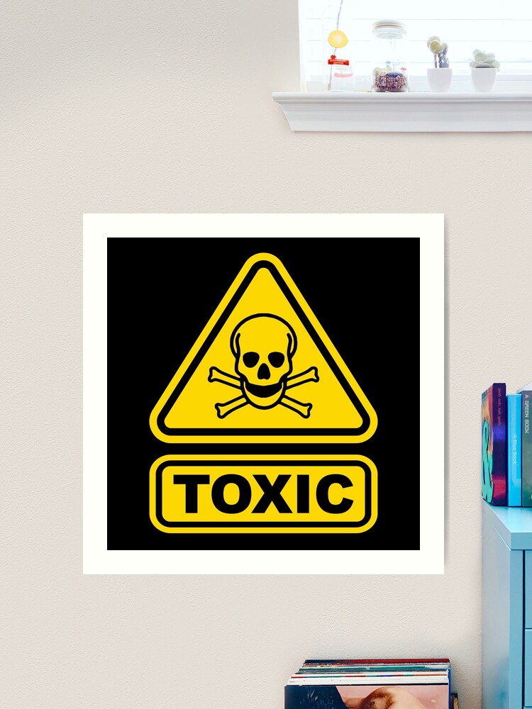 洋書 THE TOXIC ACTION 洋書 THE TOXIC ACTION 洋書 THE TOXIC ACTION Amazon.co.jp: A