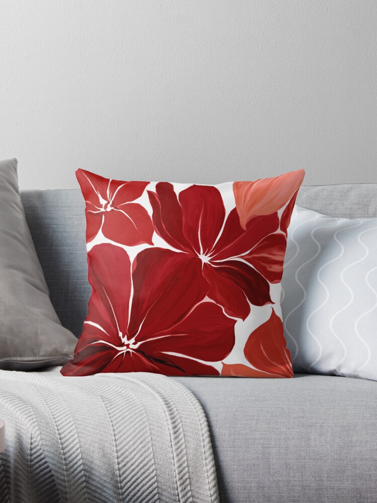 Aperçu 1 sur 4. Coussin avec l'œuvre Grandes fleurs rouges créée et vendue par beamorello.