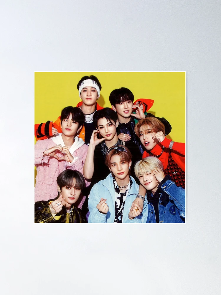 fposter,medium,wall_texture,