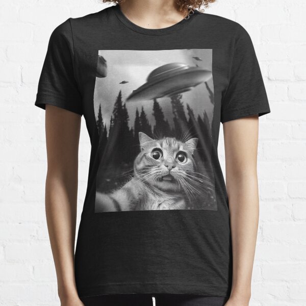 Womens Funny Cat Selfie With Ufos Essential T-Shirt