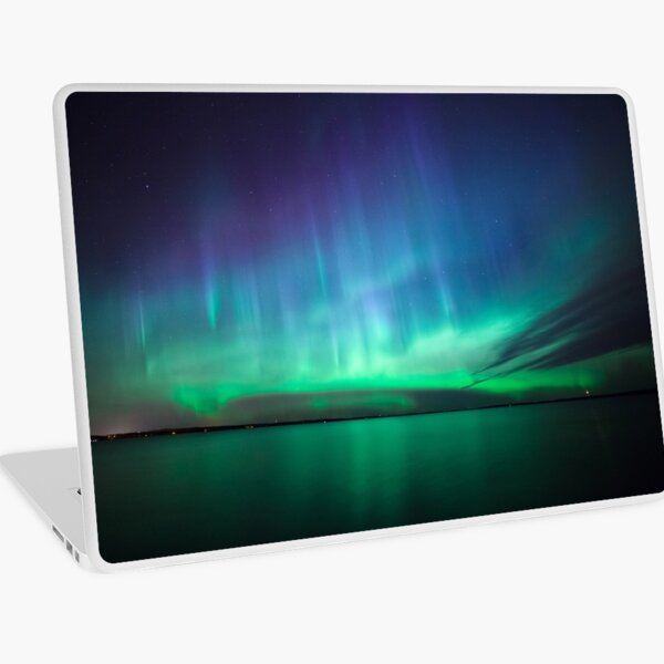 Beautiful northern lights Laptop Skin